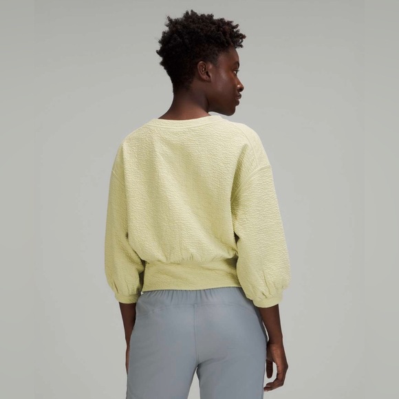 NWOT Lululemon Textured Crewneck Pullover size 2 - Picture 2 of 10